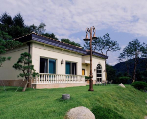 Gapyeong Crystal Valley CC Golden Village